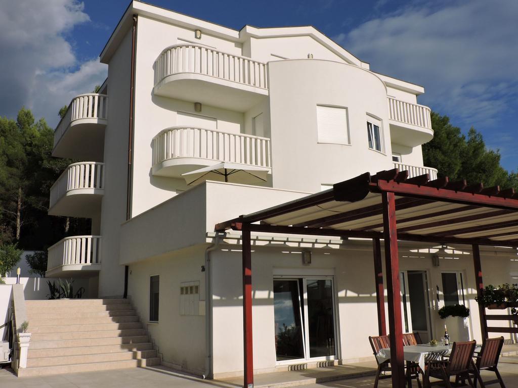 Villa Bianca Trogir Bagian luar foto