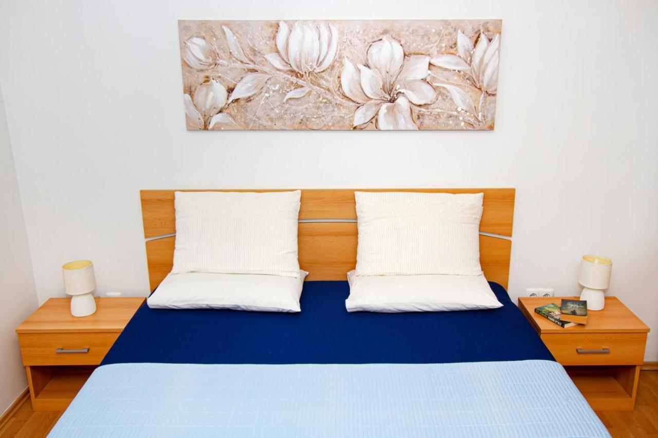 Villa Bianca Trogir Bagian luar foto