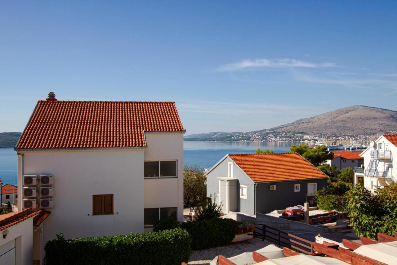 Villa Bianca Trogir Bagian luar foto