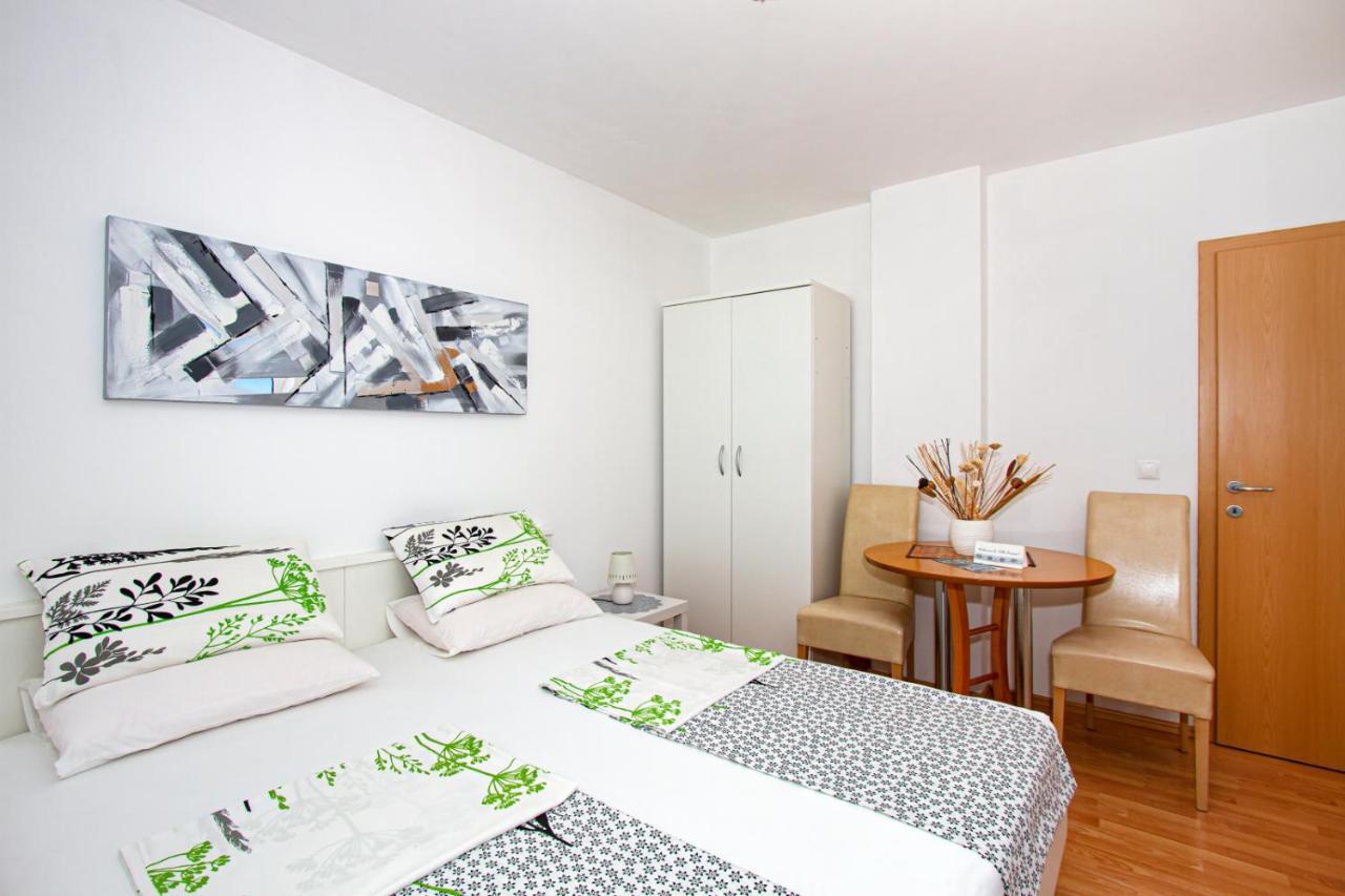Villa Bianca Trogir Bagian luar foto