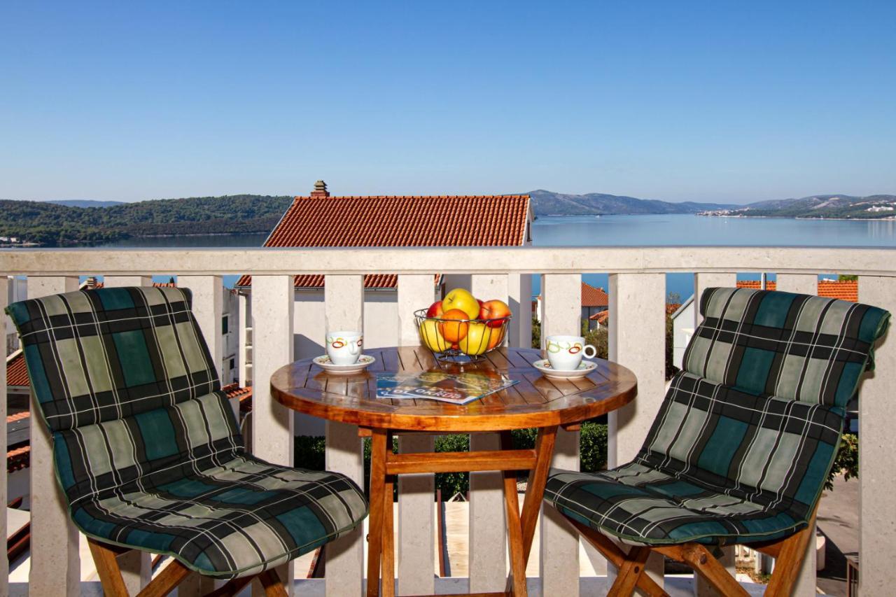 Villa Bianca Trogir Bagian luar foto