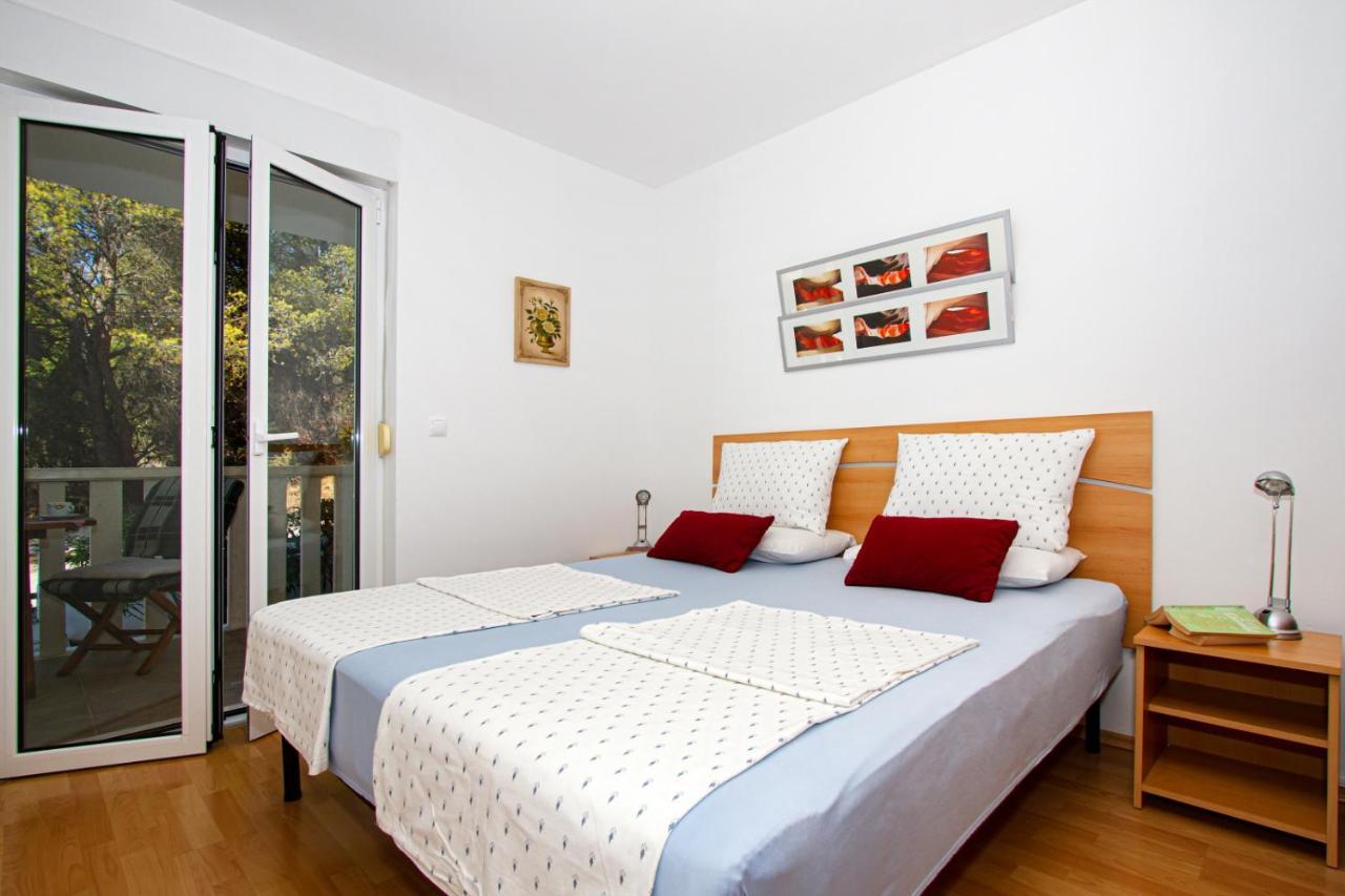 Villa Bianca Trogir Bagian luar foto