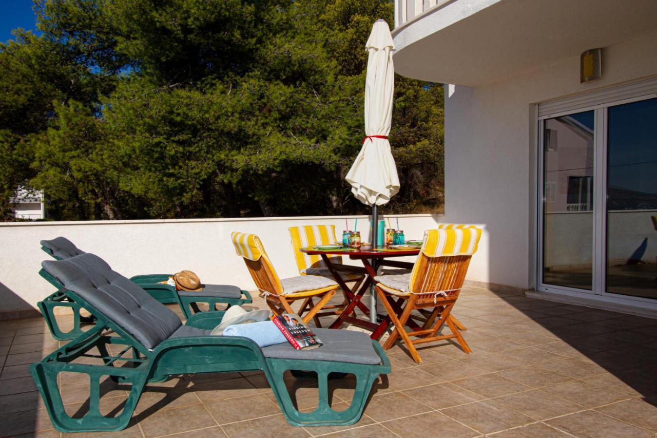 Villa Bianca Trogir Bagian luar foto