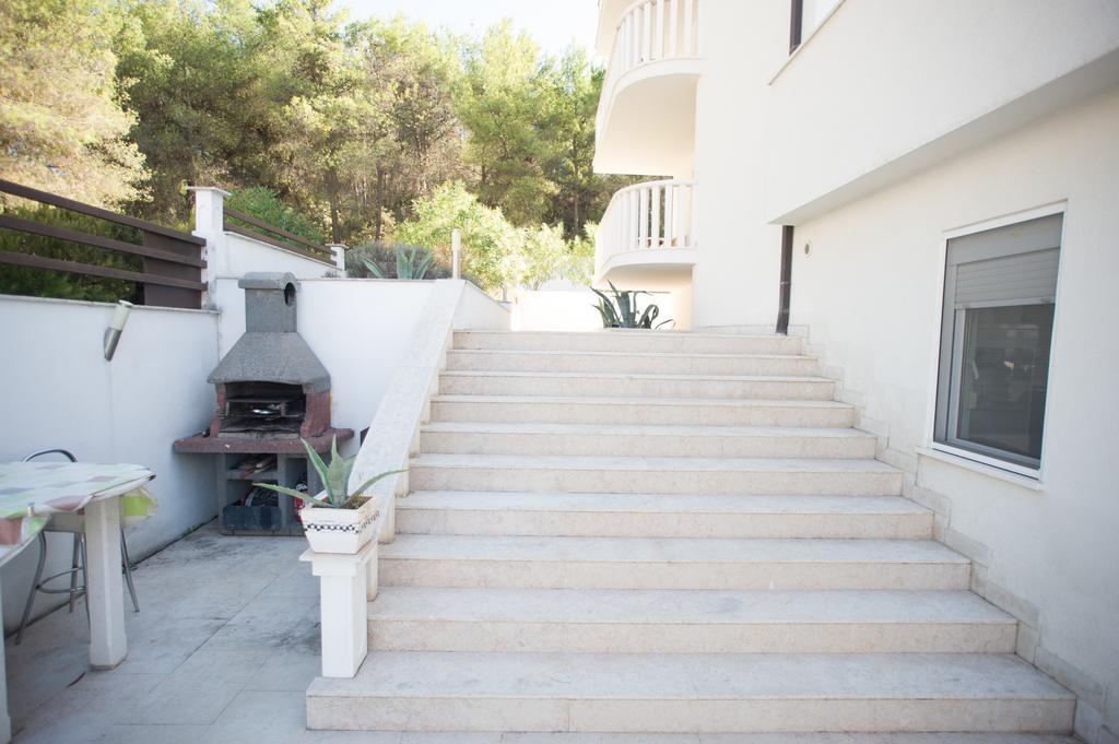 Villa Bianca Trogir Bagian luar foto