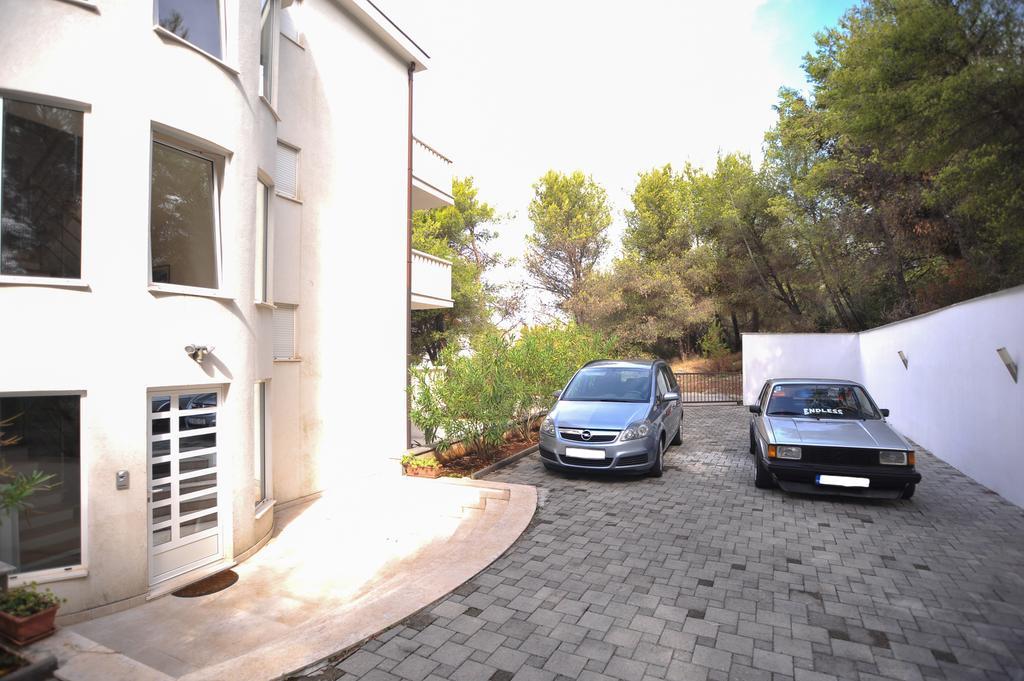 Villa Bianca Trogir Bagian luar foto